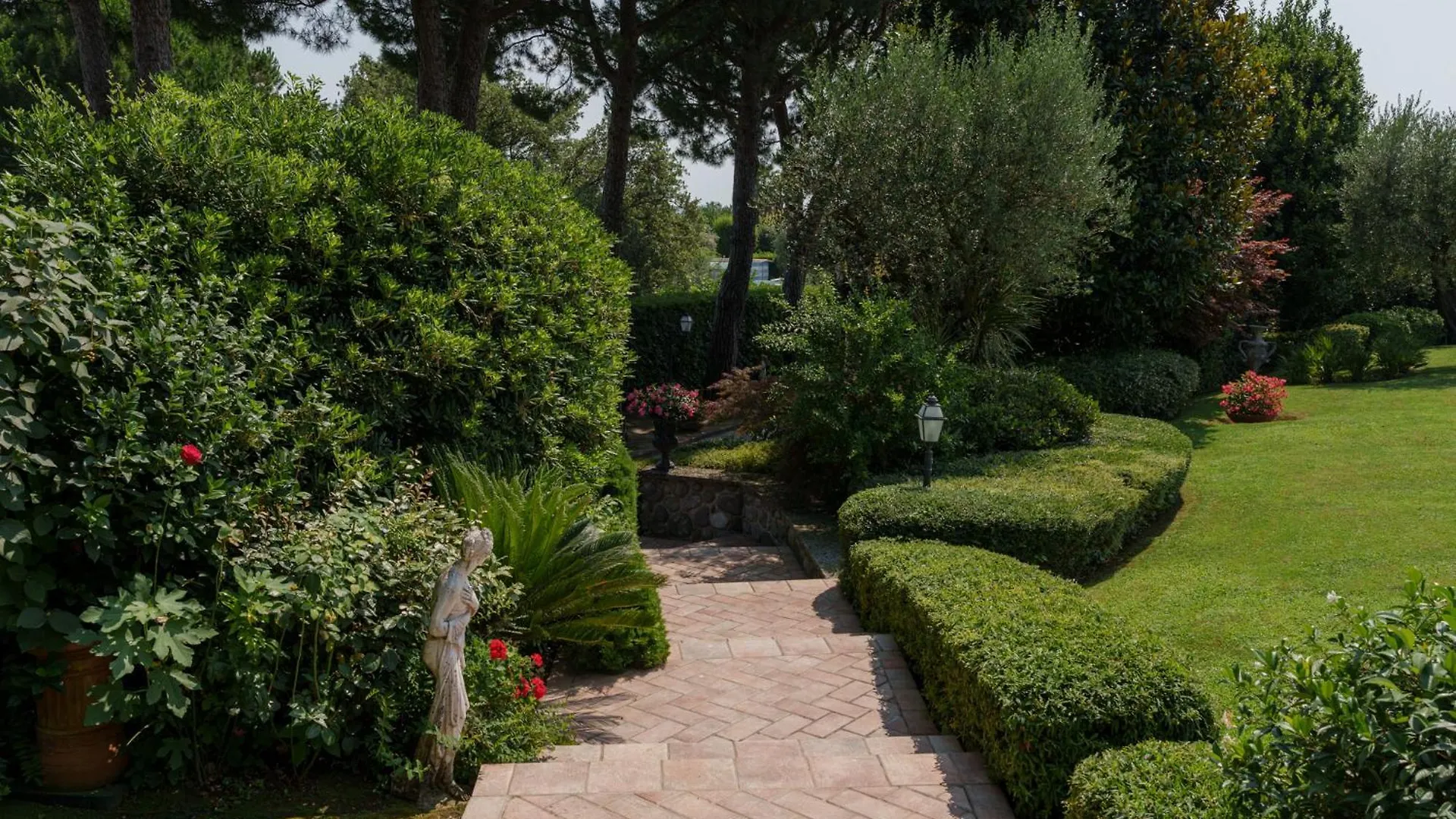 Villa Elena Moniga del Garda