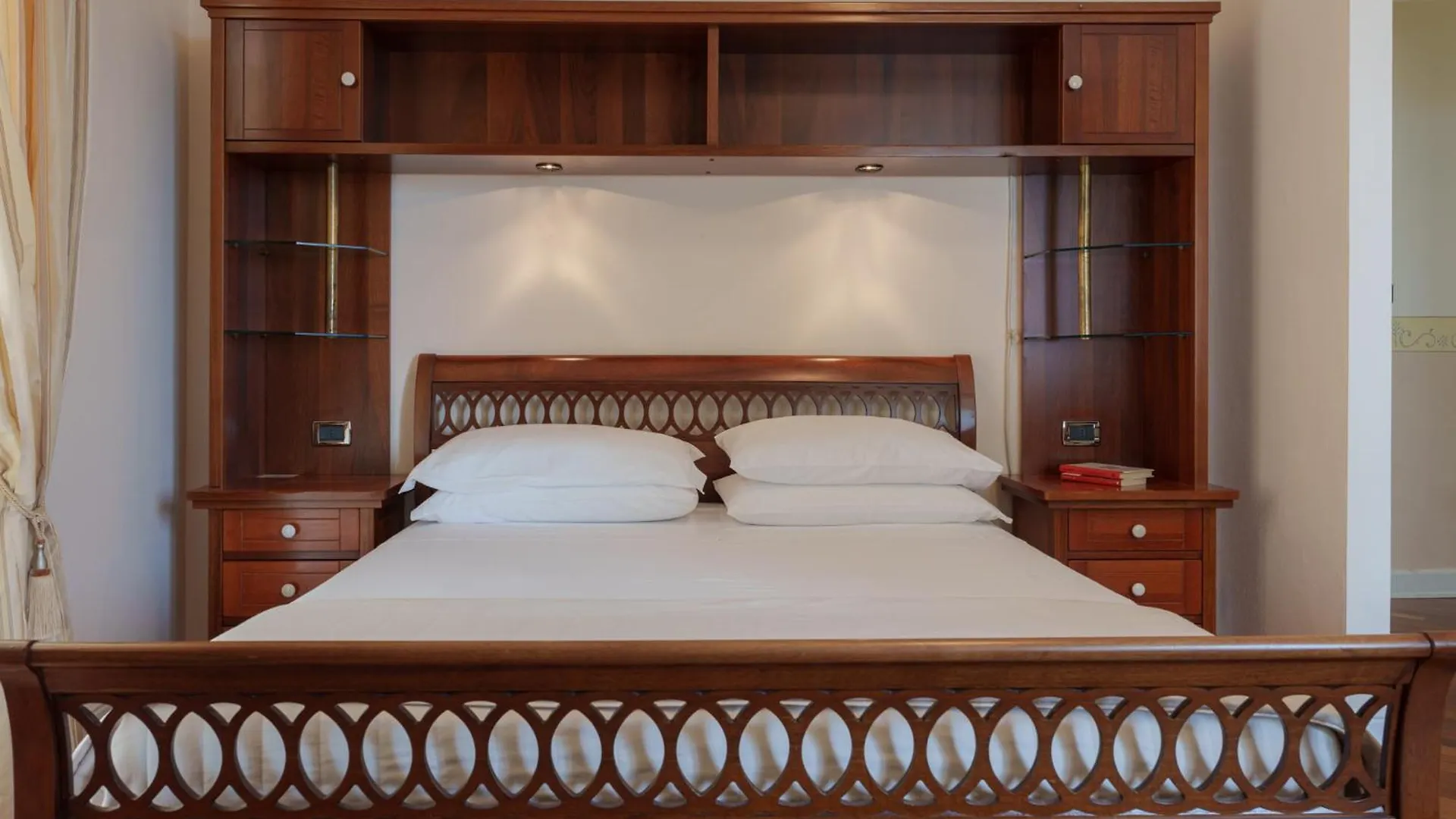 Villa Elena Moniga del Garda إيطاليا