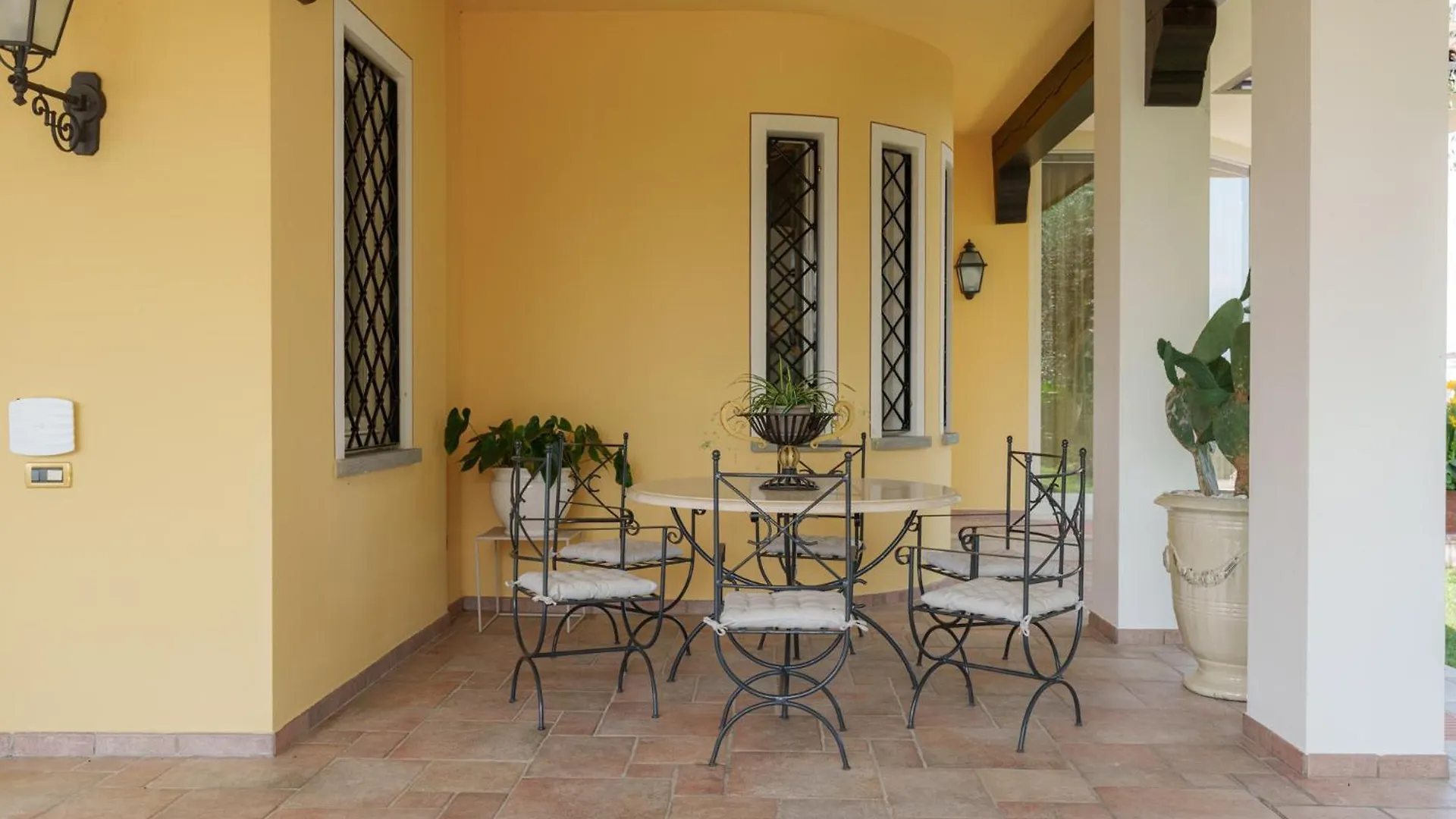 Villa Elena Moniga del Garda إيطاليا
