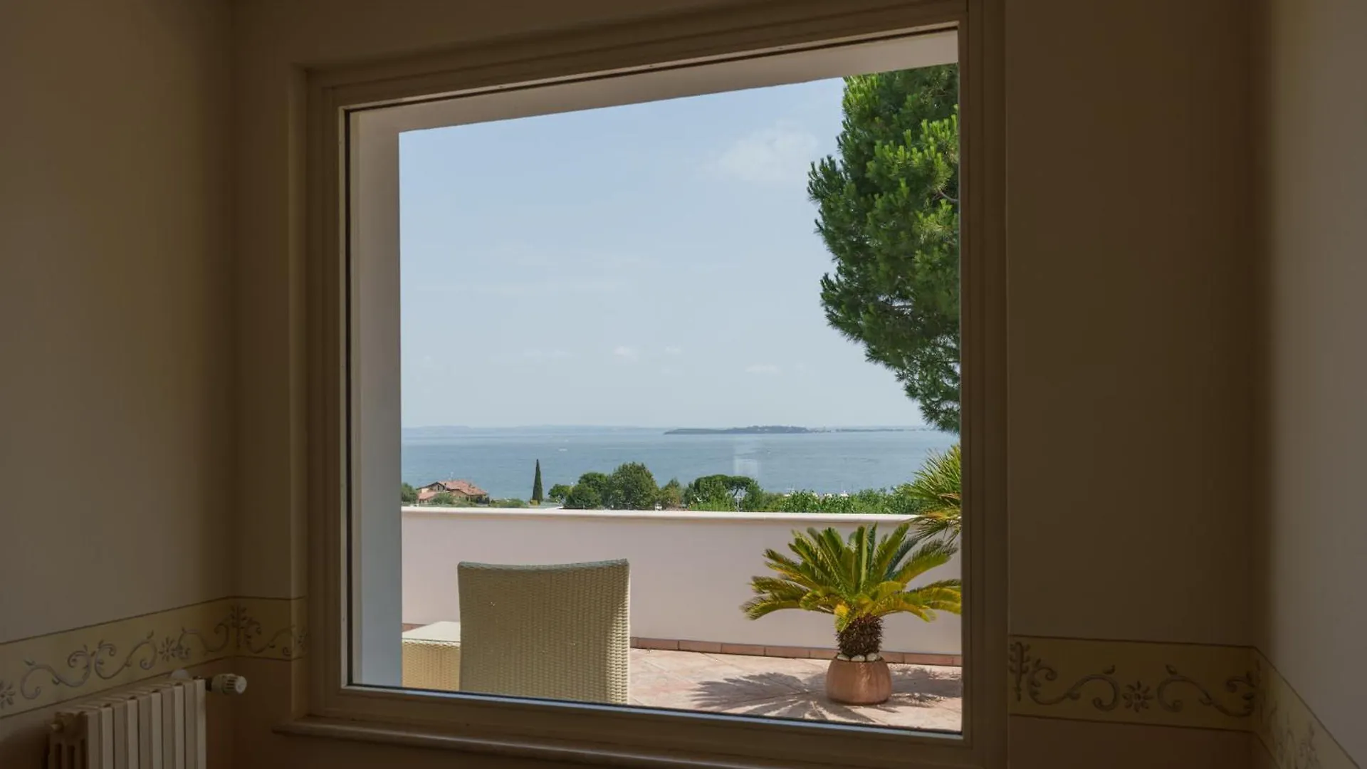 Villa Elena Moniga del Garda