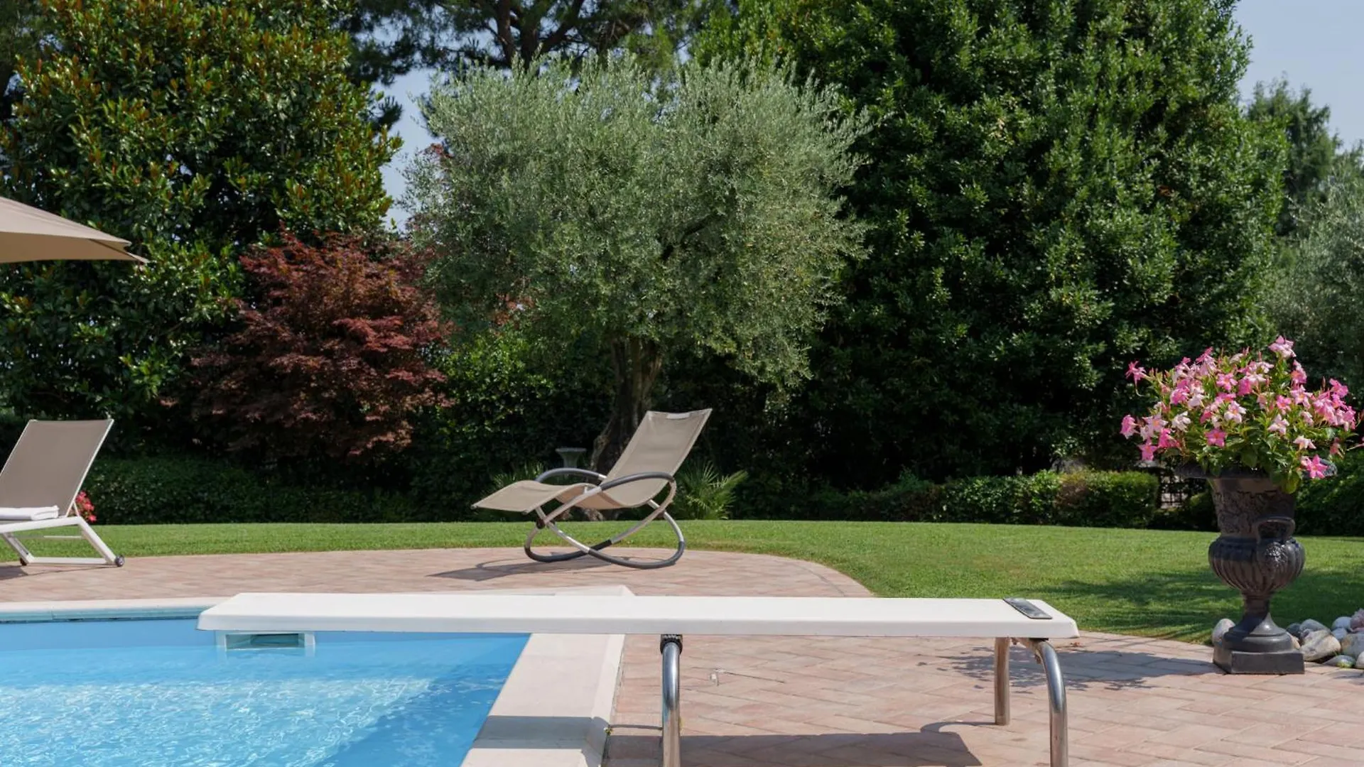 Villa Elena Moniga del Garda 0*,  إيطاليا
