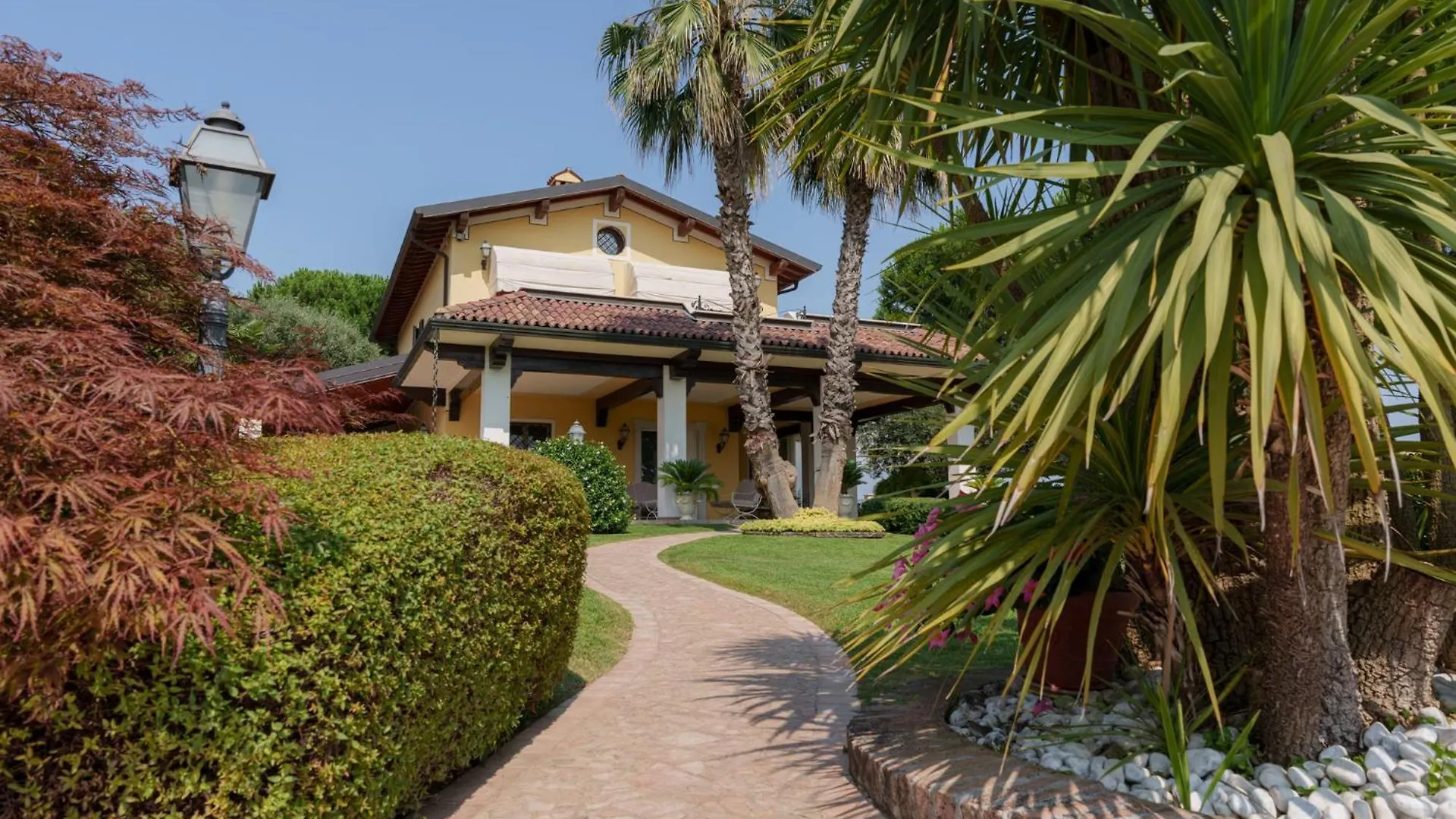 Villa Elena Moniga del Garda